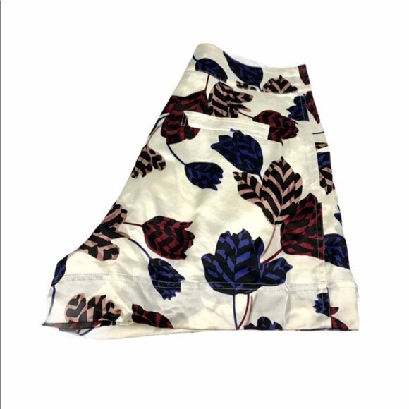 MARC Jacobs High Rise Floral Print Shorts - Picture 6 of 6